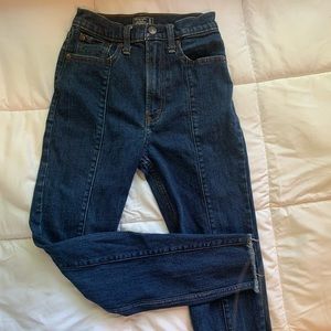 A&F Ultra High Rise Straight Leg Jean
